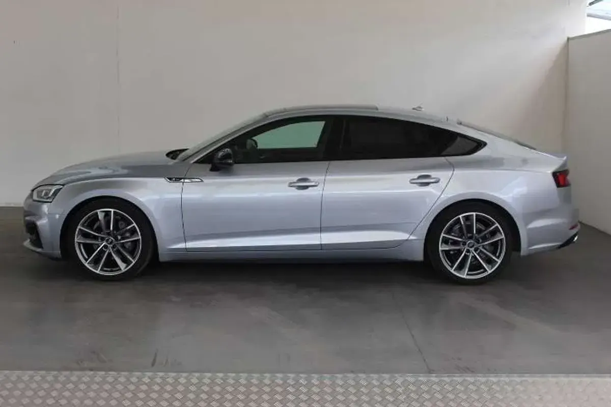 Usata Audi A5 Sportback Sport 190 CV (139 kW) 2019 Argento Utilitaria