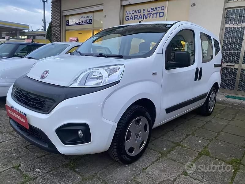 Usata Fiat Qubo Easy 77 CV (56 kW) 2018 Bianco Monovolume