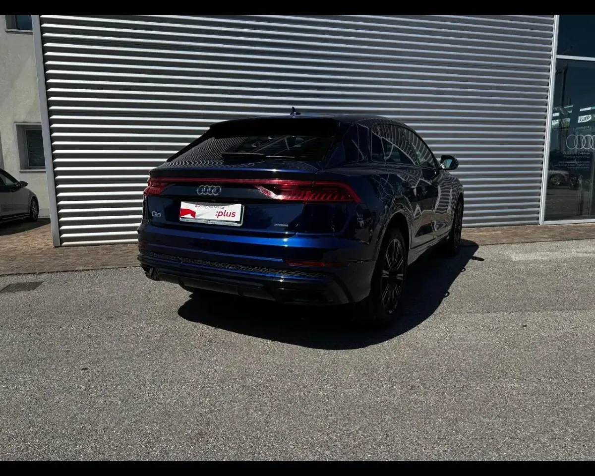 Usata Audi Q8 Sport 286 CV (210 kW) 2023 Blu SUV