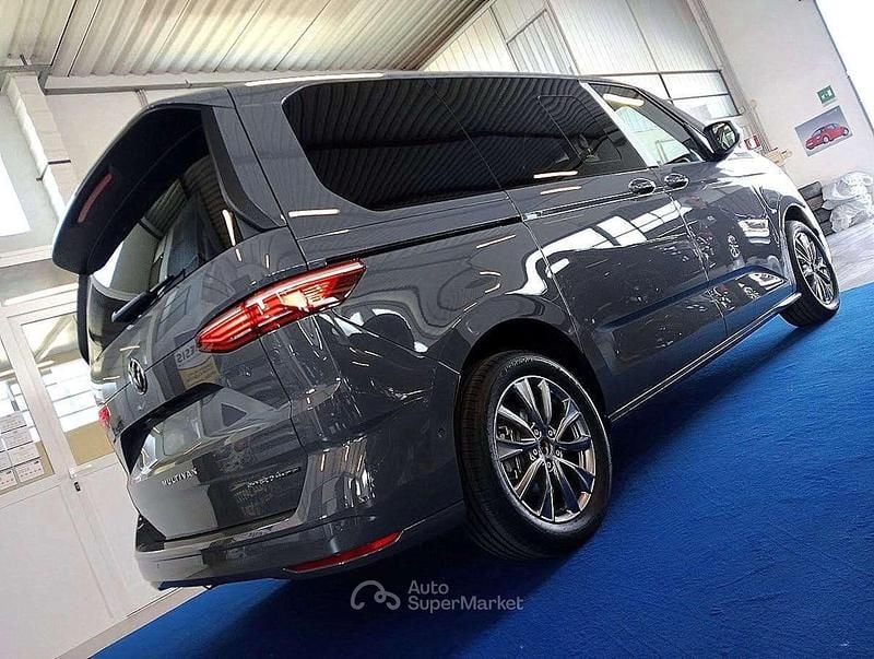 Nuova VW Multivan 245 CV (180 kW) 2026 Gray Furgone