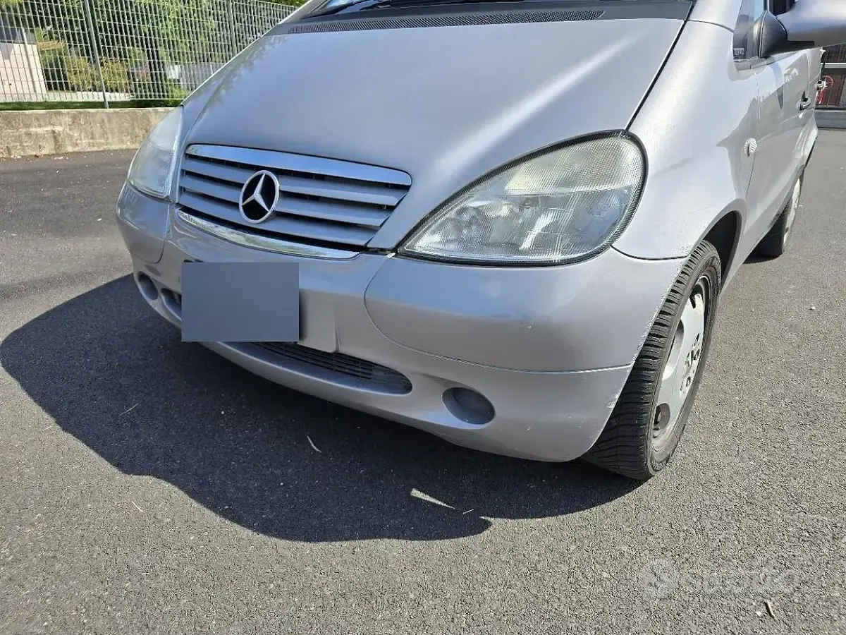Usata Mercedes A140 82 CV (60 kW) 2000 Grigio Berlina
