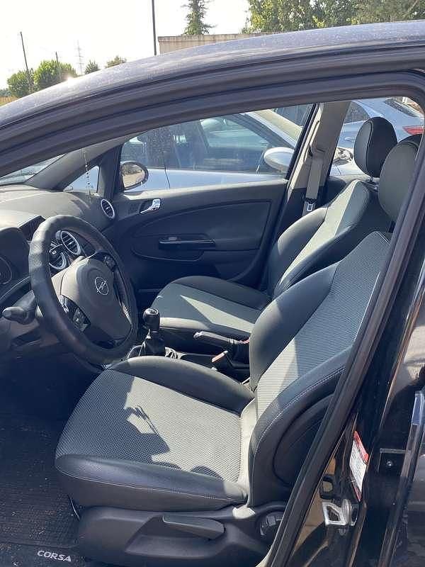 Usata Opel Corsa Club 75 CV (55 kW) 2008 Nero Berlina