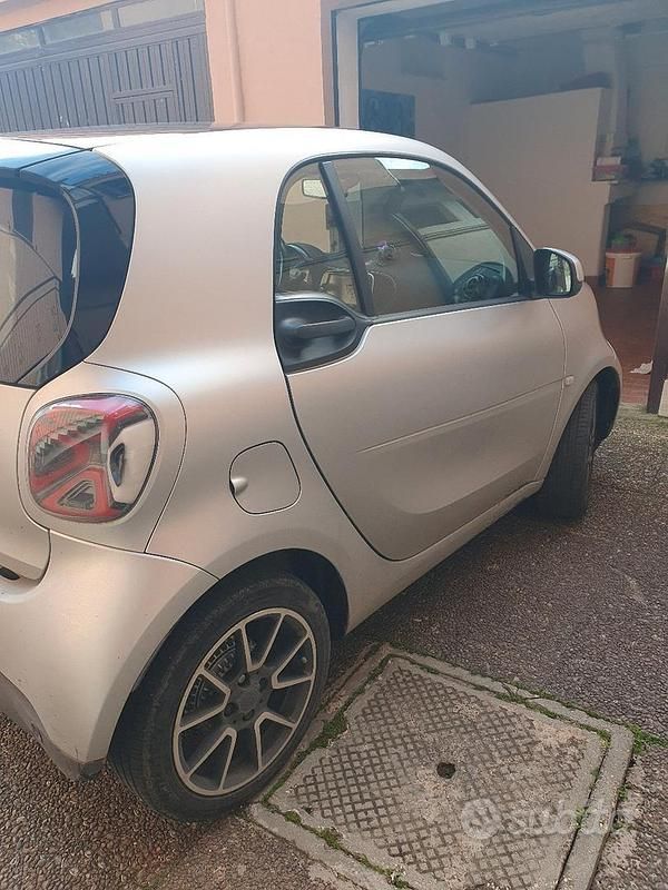 Usata Smart ForTwo Electric Drive 60 kW (82 CV) 2021 Grigio Coupé