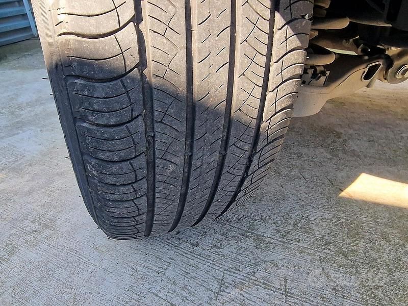 Usata Land Rover Defender 2023 SUV