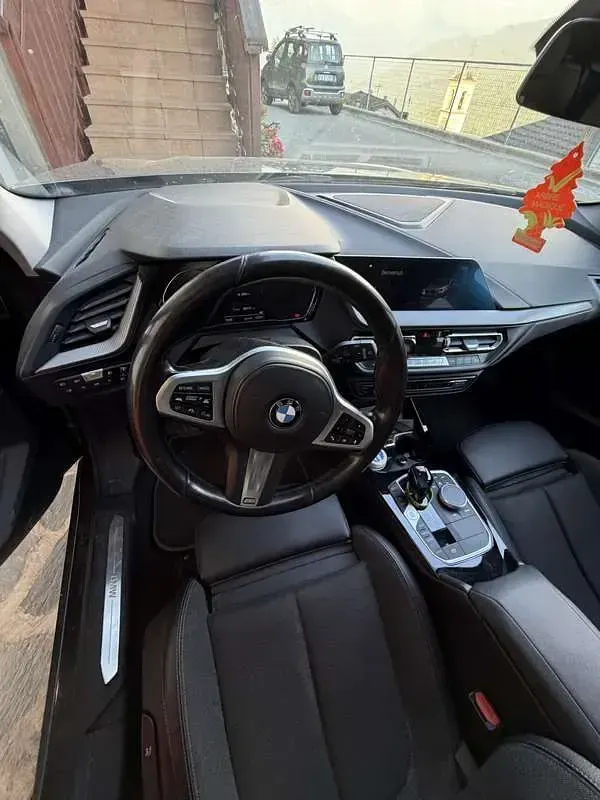 Usata BMW 120 M Sport 190 CV (139 kW) 2020 Grigio Utilitaria