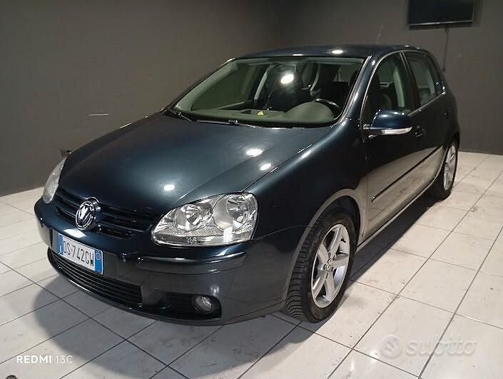 Usata VW Golf VI 102 CV (75 kW) 2008 Grigio Utilitaria
