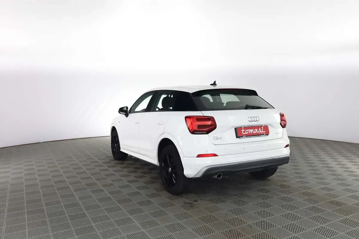 Usata Audi Q2 S-Line 116 CV (85 kW) 2018 Bianco ibis SUV