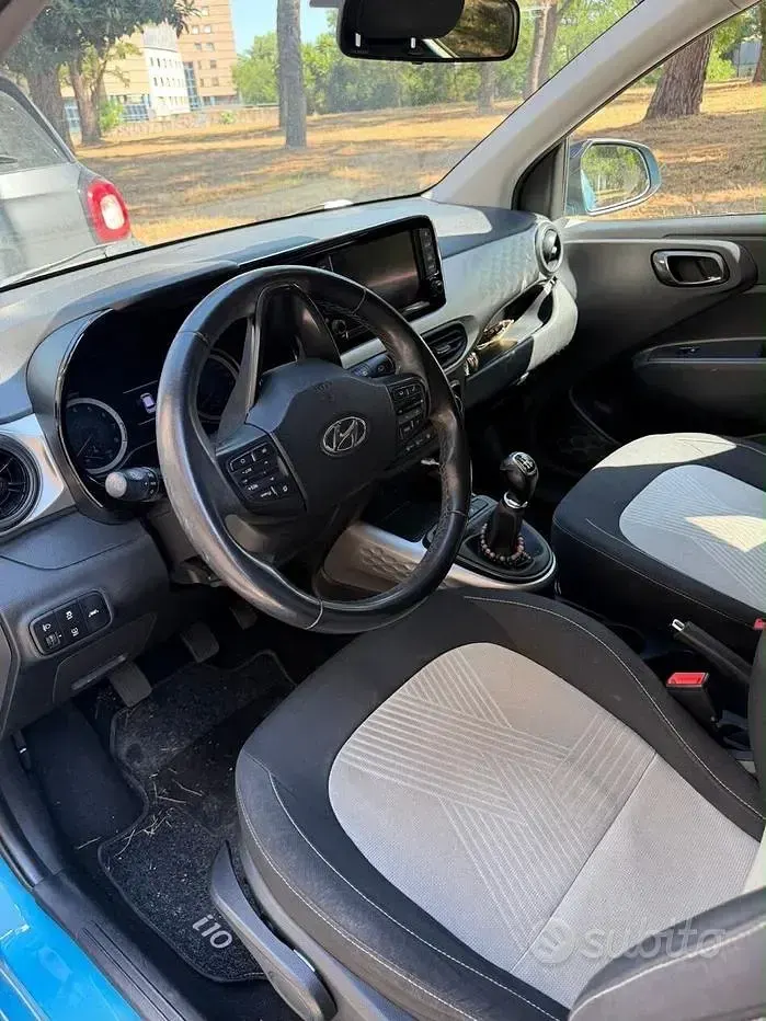 Usata Hyundai i10 Advanced 67 CV (49 kW) 2020 Blu/azzurro Utilitaria