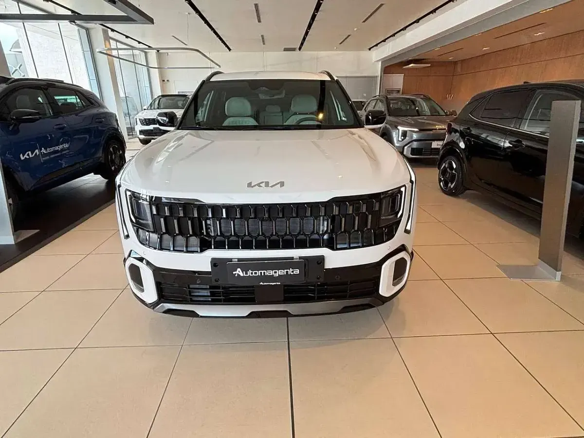 Nuova Kia Seltos GT-Line 179 CV (131 kW) 2026 Snow pearl whte SUV