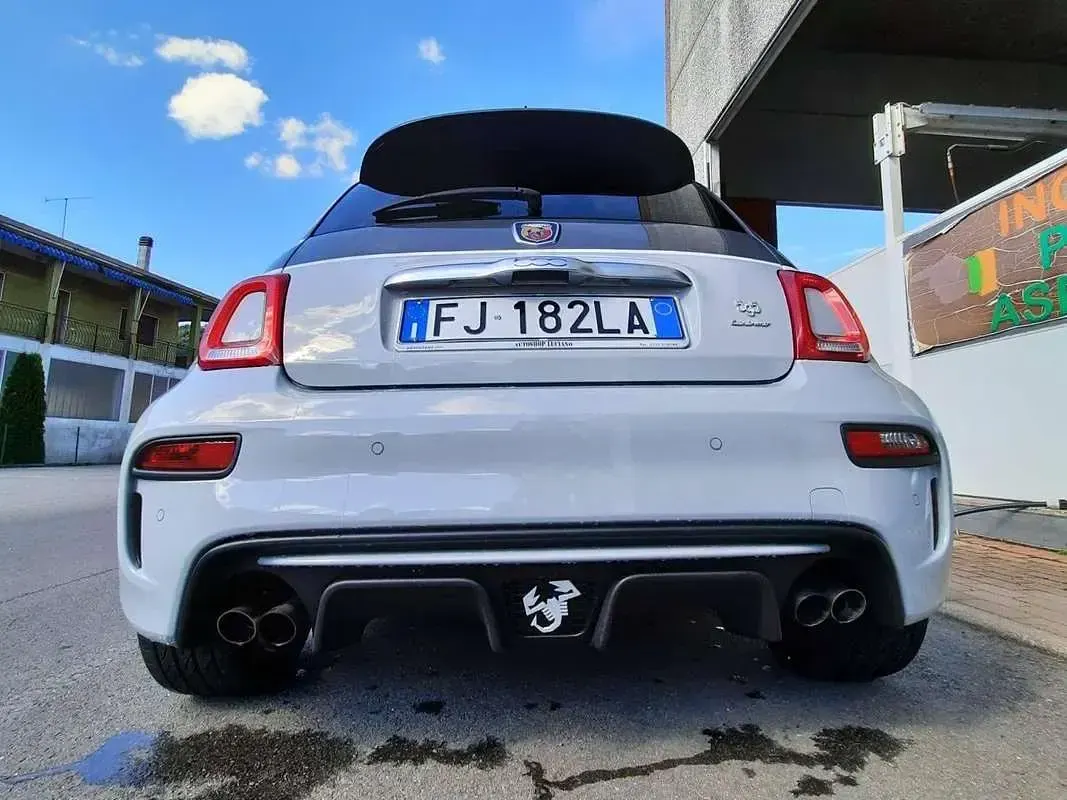 Usata Abarth 595 Turismo 165 CV (121 kW) 2017 Grigio Utilitaria