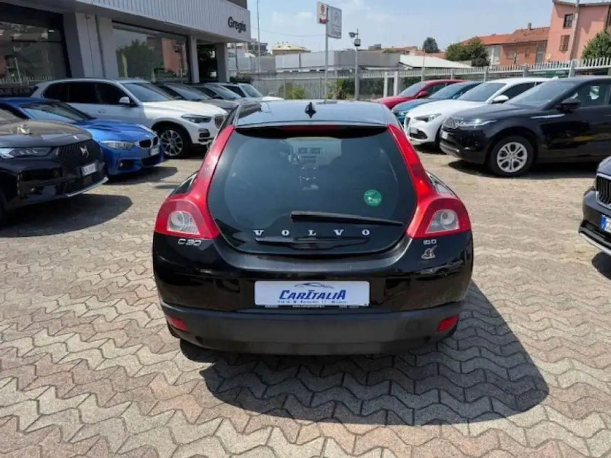 Usata Volvo C30 Kinetic 109 CV (80 kW) 2009 Grigio Utilitaria