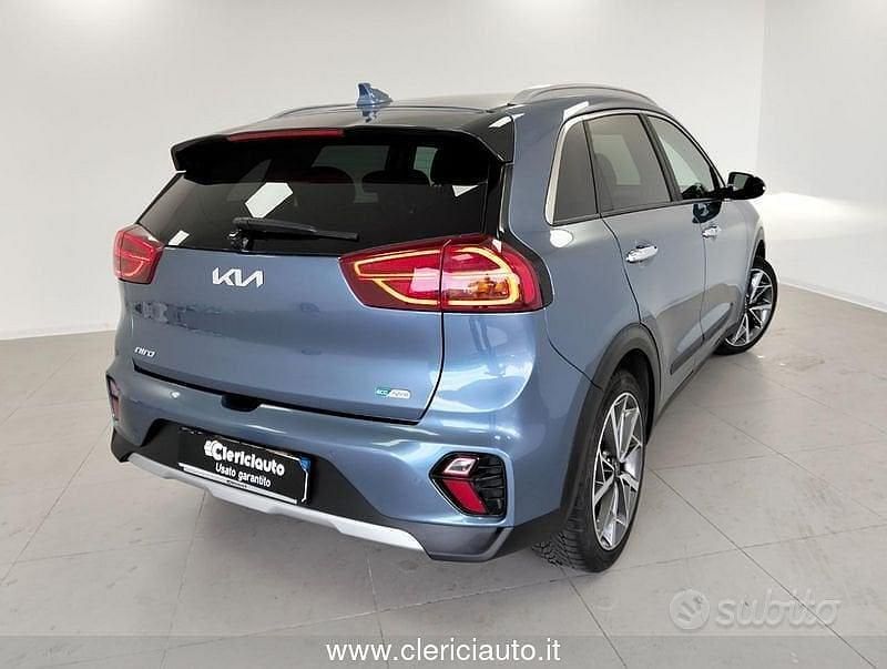 Usata Kia Niro 141 CV (103 kW) 2022 Blu SUV