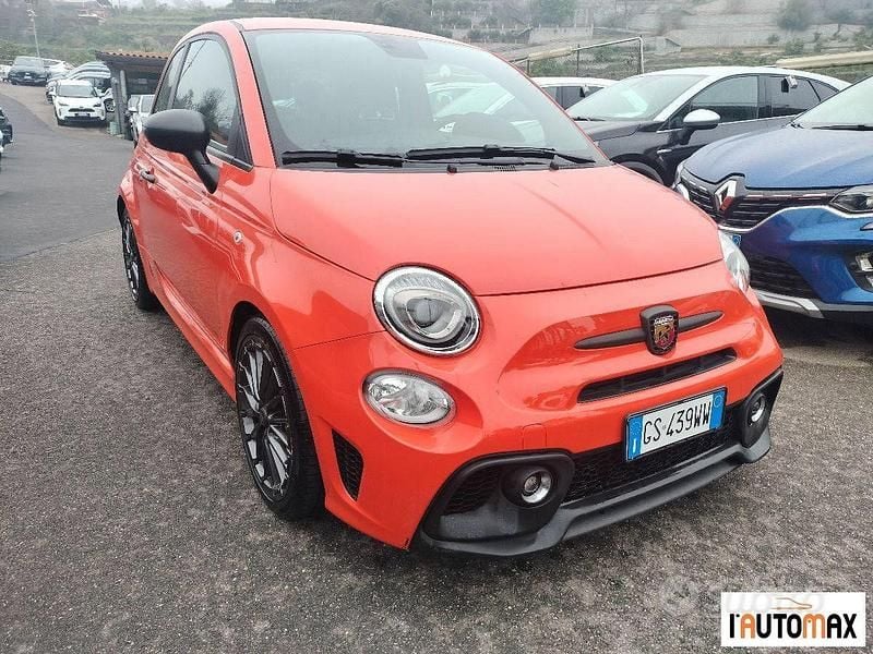 Usata Abarth 695 180 CV (132 kW) 2024 Arancione Utilitaria