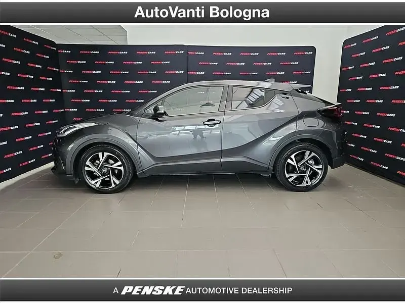 Usata Toyota C-HR Trend 122 CV (89 kW) 2022 Grigio SUV
