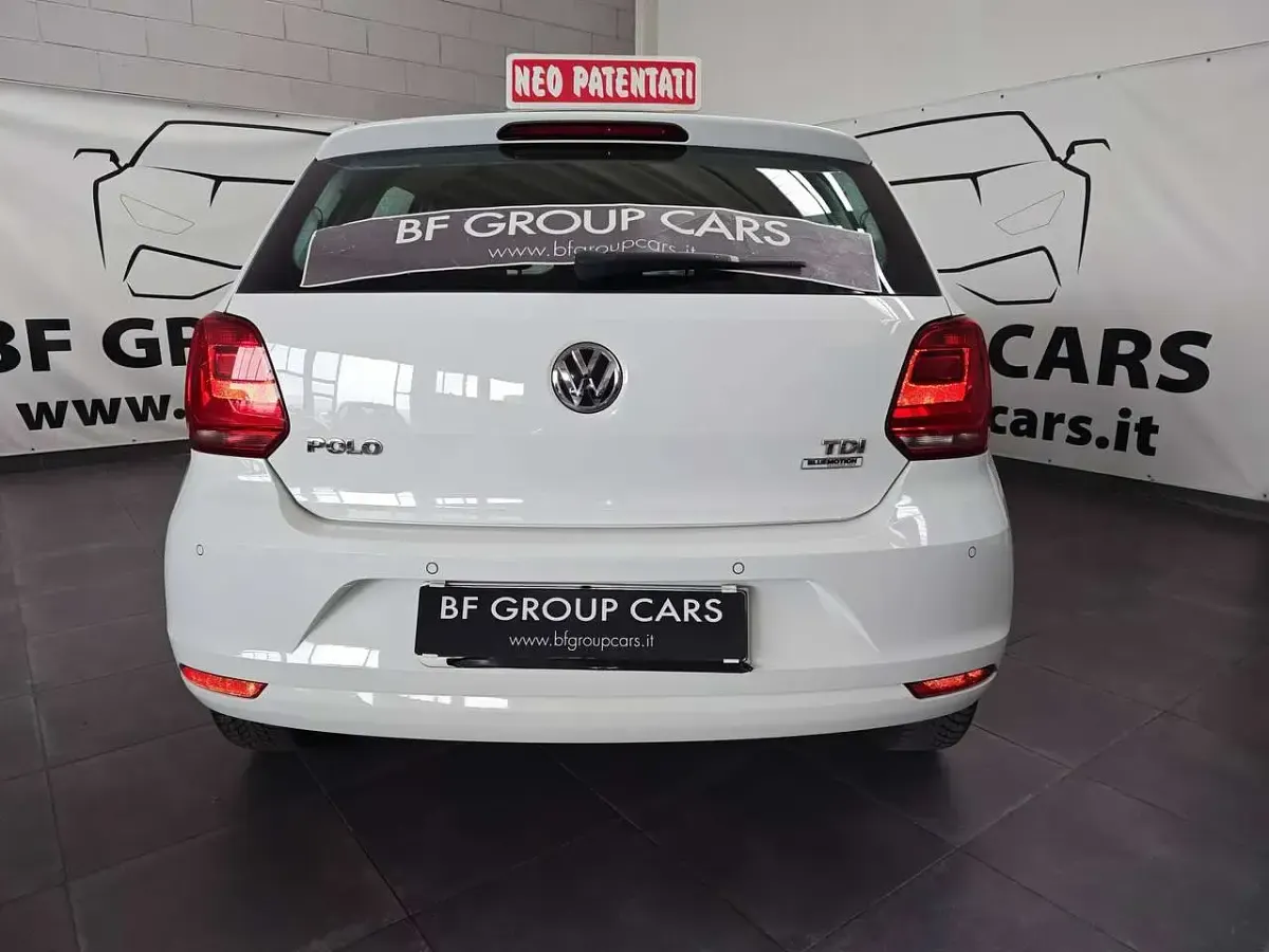 Usata VW Polo Comfortline 75 CV (55 kW) 2017 Bianca Berlina