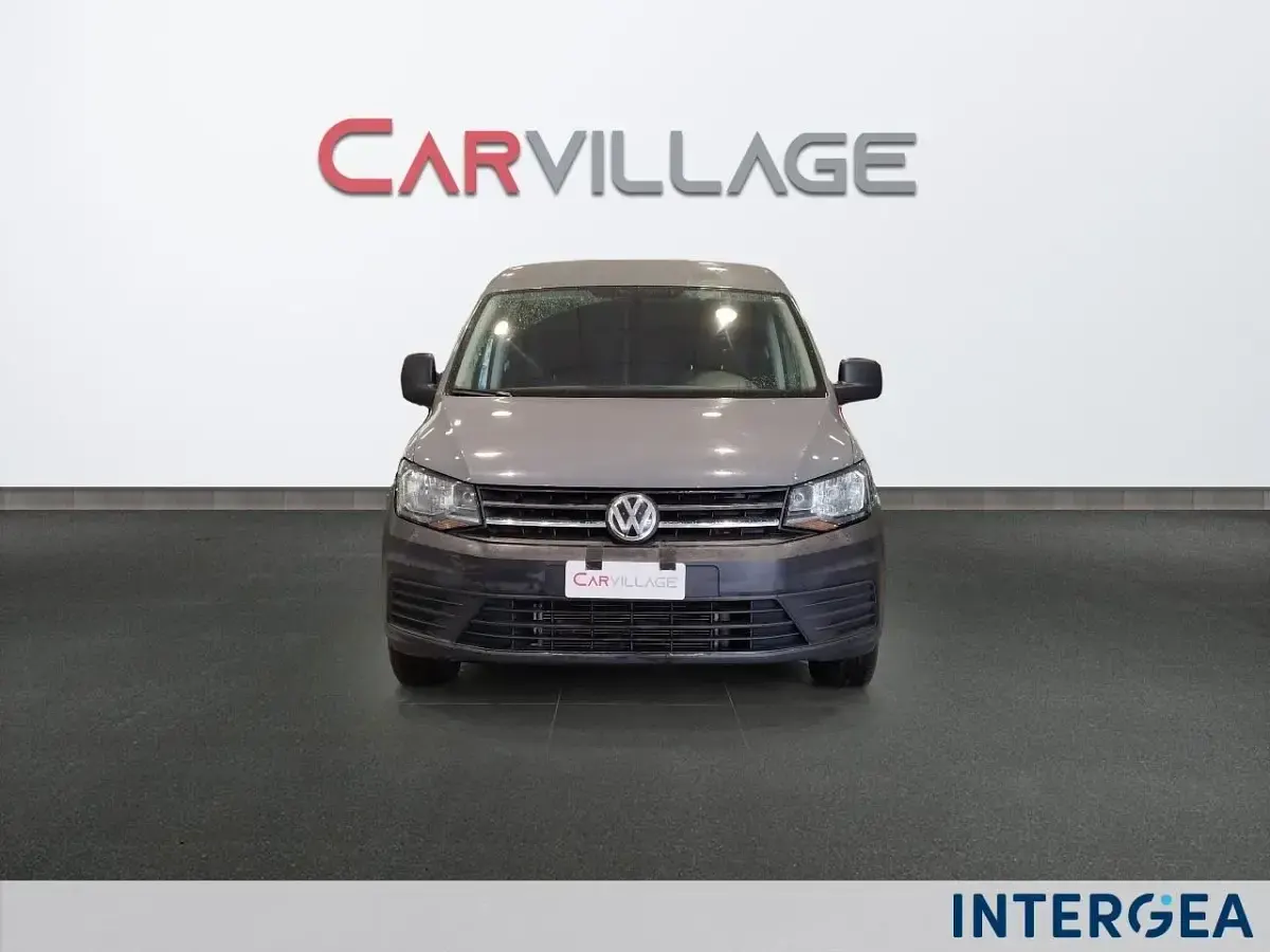 Usata VW Caddy 75 CV (55 kW) 2019 Grigio Monovolume