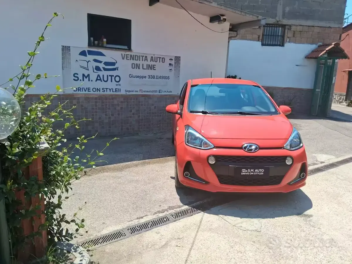 Usata Hyundai i10 69 CV (50 kW) 2018 Rosso Utilitaria