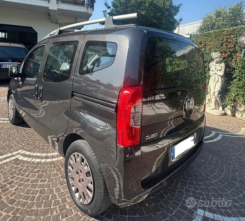 Usata Fiat Qubo Dynamic 77 CV (56 kW) 2013 Nero Monovolume