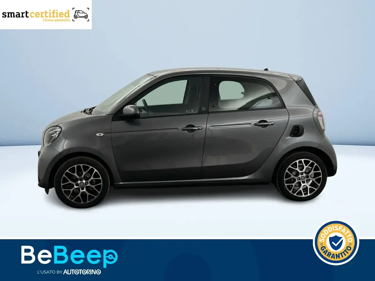 Usata Smart ForFour Electric Drive 59 kW (81 CV) 2021 Grigio metallizzato Berlina