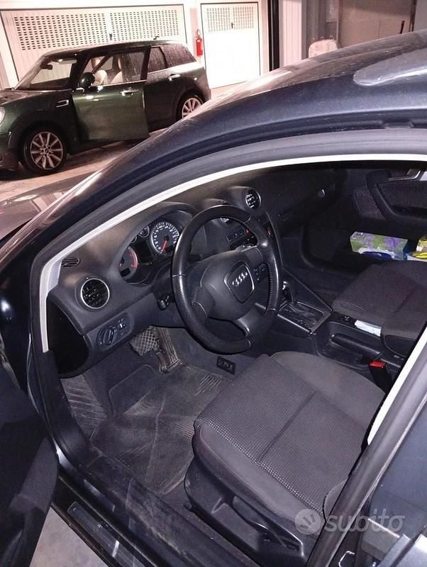 Usata Audi A3 Ambiente 140 CV (102 kW) 2006 Grigio Berlina