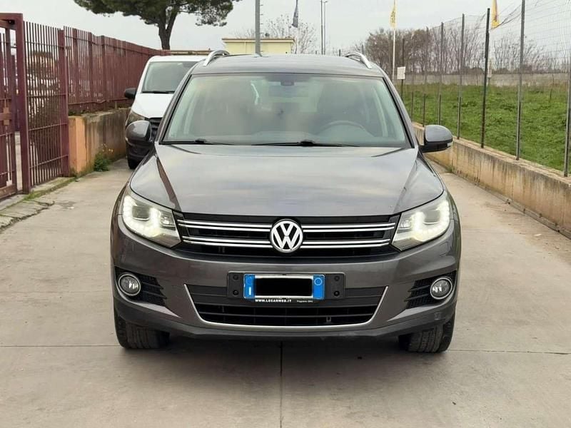 Grigio Usata 2012 VW Tiguan Sportline SUV | 8999 € (Buon prezzo) - Immagine 1/4