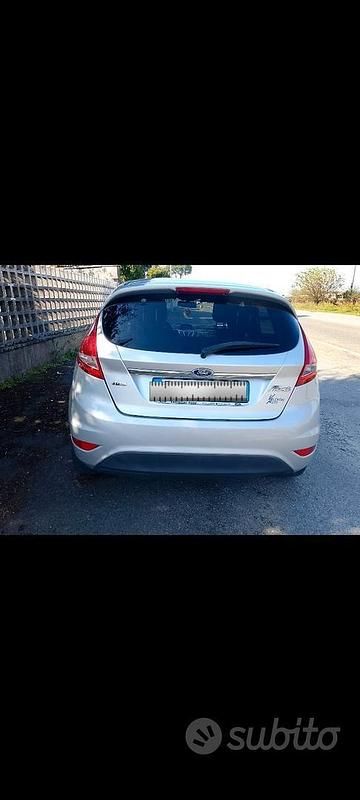 Usata Ford Fiesta 2009 Grigio Utilitaria