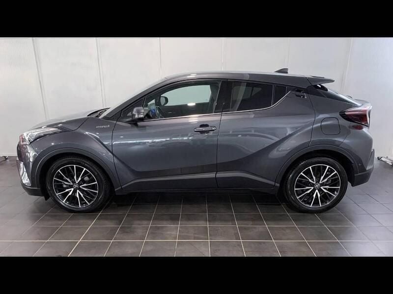 Usata Toyota C-HR Lounge 122 CV (89 kW) 2018 Grigio SUV