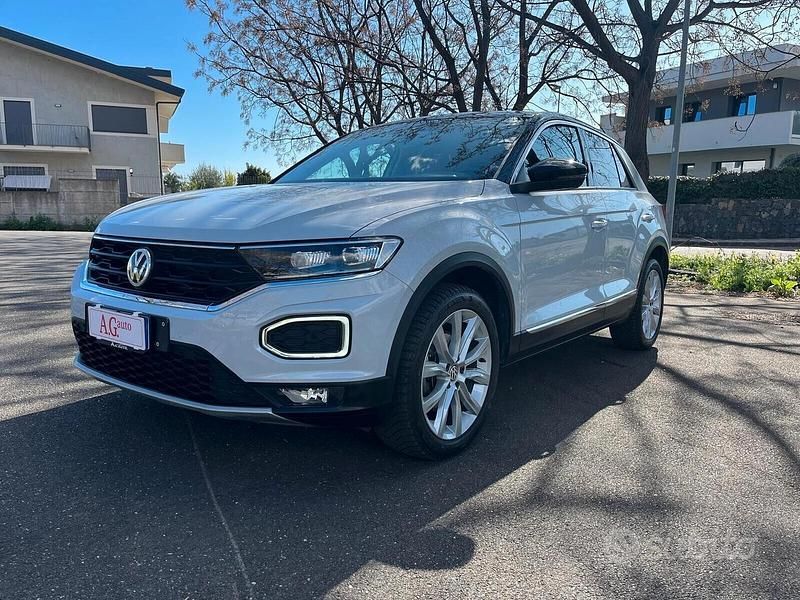 Usata VW T-Roc Style 150 CV (110 kW) 2018 Bianco SUV