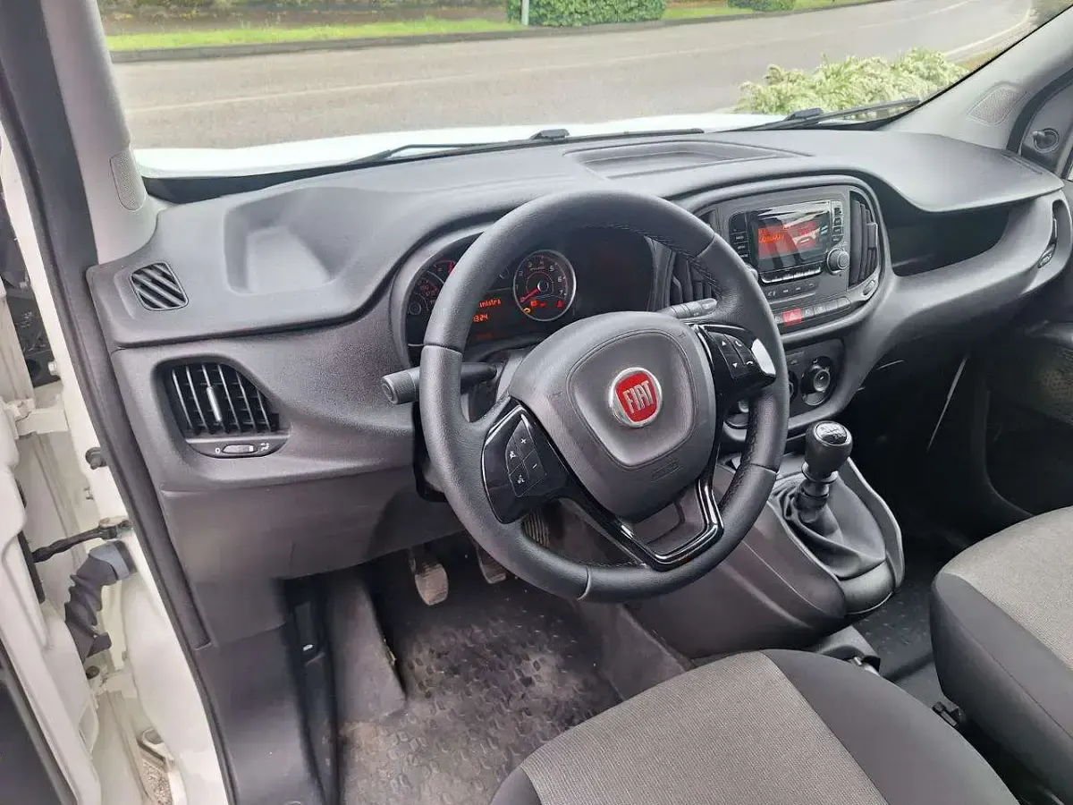 Usata Fiat Doblò 105 CV (77 kW) 2019 Bianco Monovolume