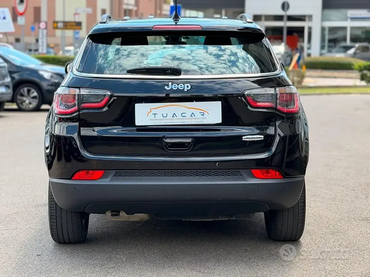 Usata Jeep Compass Night Eagle 118 CV (86 kW) 2019 Nero SUV