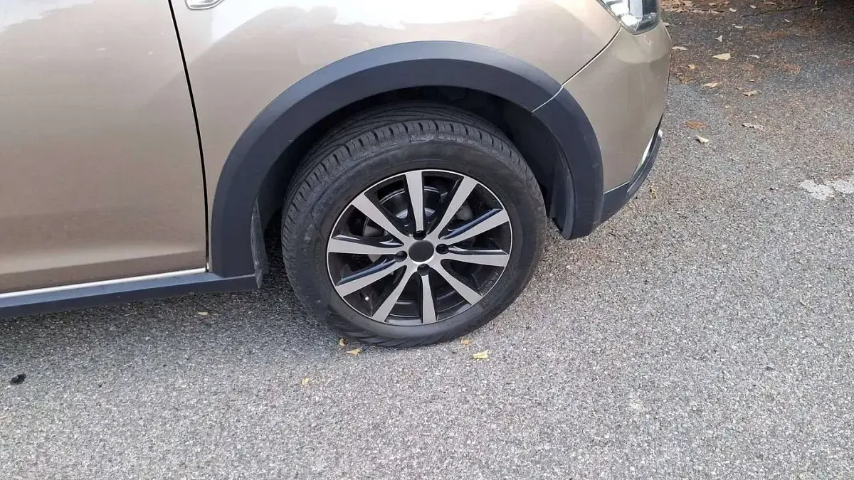 Usata Dacia Sandero Comfort 90 CV (66 kW) 2018 Bronzo Berlina
