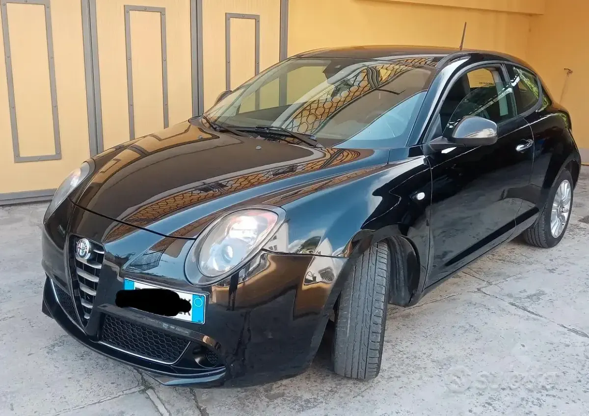Usata Alfa Romeo MiTo 70 CV (51 kW) 2014 Nero Utilitaria