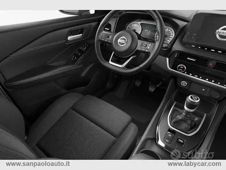 Usata Nissan Qashqai Acenta 140 CV (102 kW) 2025 Grigio SUV