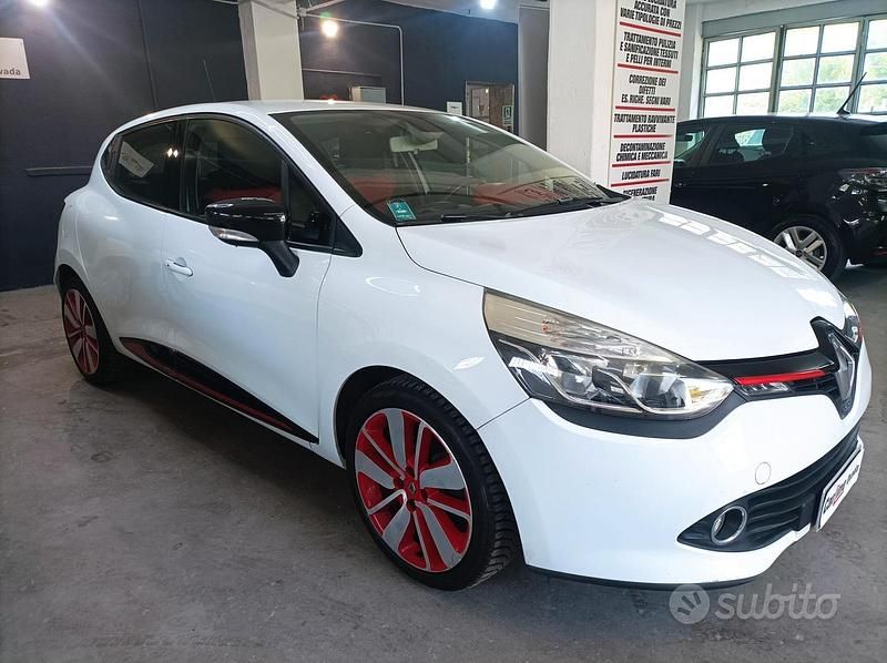 Second-hand Renault Clio IV 90 CP (66 kW) 2013 Alb Berlinǎ