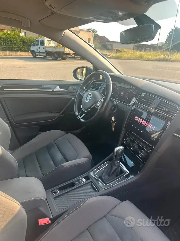 Usata VW Golf VII R-line 115 CV (84 kW) 2023 Berlina