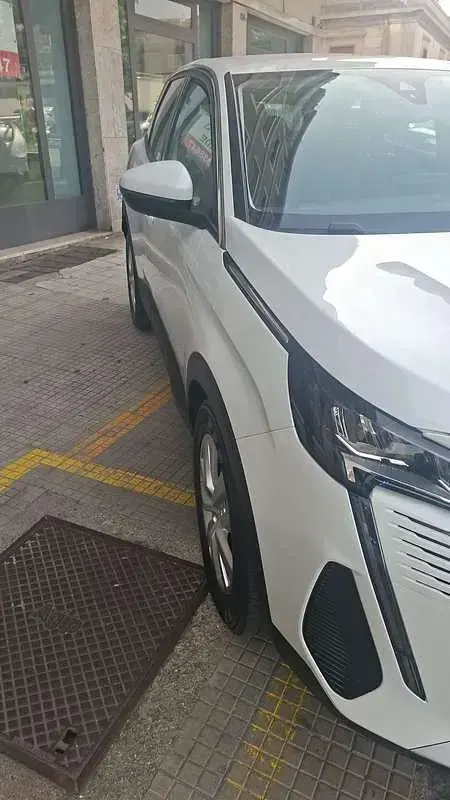 Usata Peugeot 3008 Allure 131 CV (96 kW) 2017 SUV