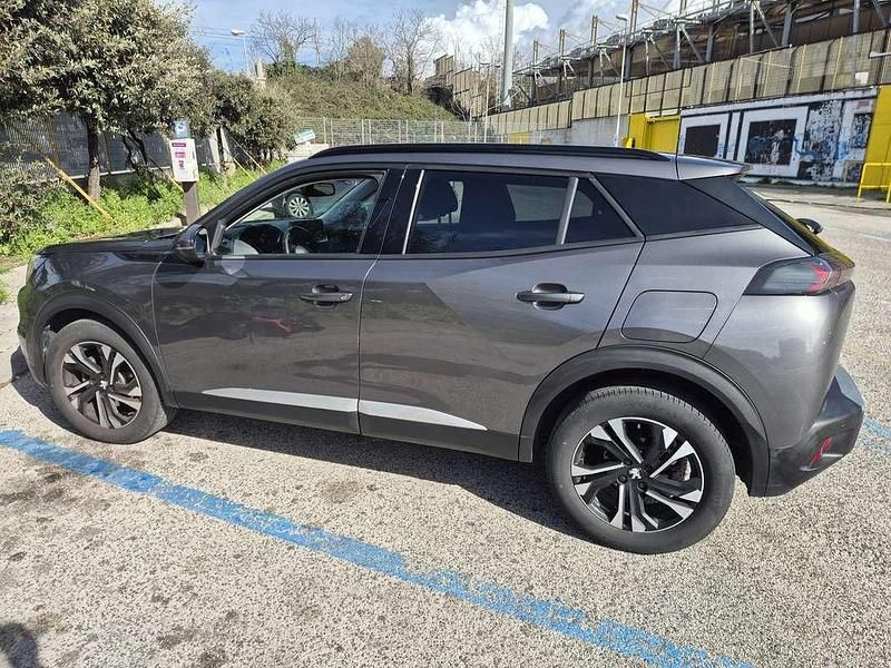 Usata Peugeot 2008 Allure 110 CV (80 kW) 2021 Grigio SUV