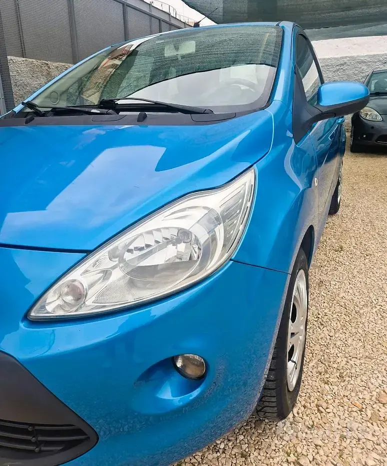 Usata Ford Ka Titanium 75 CV (55 kW) 2010 Bluazzurro Utilitaria