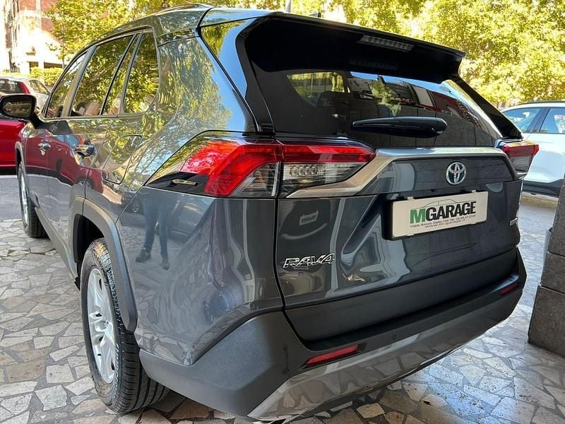 Usata Toyota RAV4 Hybrid Business Edition 178 CV (130 kW) 2020 Grigio SUV