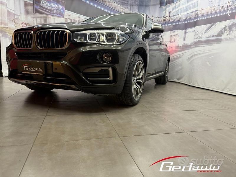 Begagnad BMW X6 Sport Line 258 HK (189 kW) 2017 Grå SUV