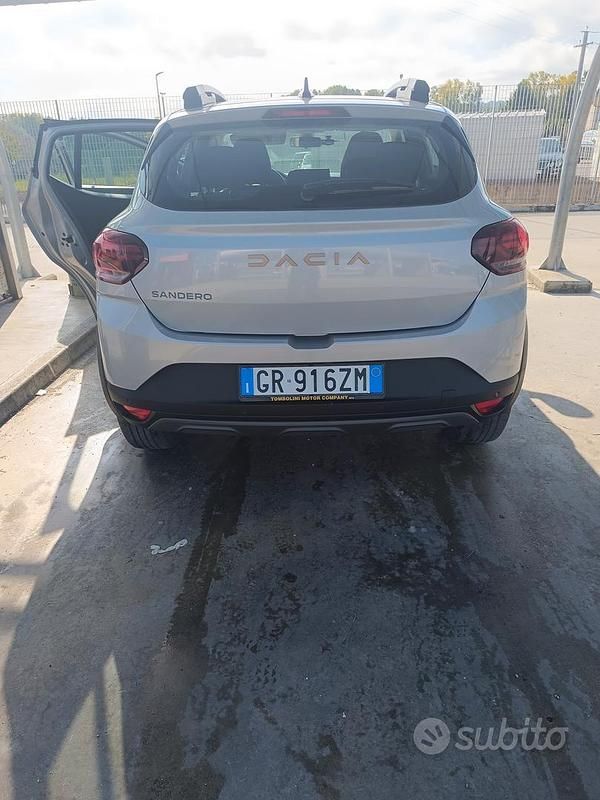 Usata Dacia Sandero Stepway 91 CV (66 kW) 2024 Grigio Berlina