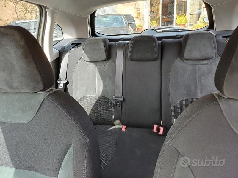 Usata Citroën C3 68 CV (50 kW) 2013 Bianco Utilitaria