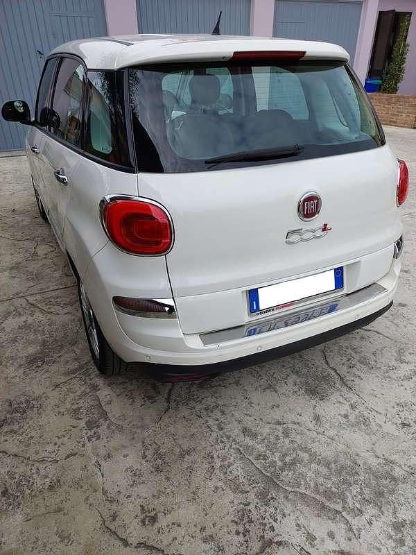Usata Fiat 500L Lounge 95 CV (69 kW) 2017 Bianco Monovolume