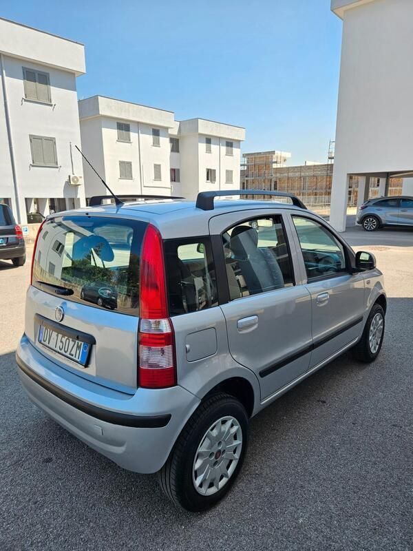 Usata Fiat Panda Dynamic 60 CV (44 kW) 2009 Argento Utilitaria