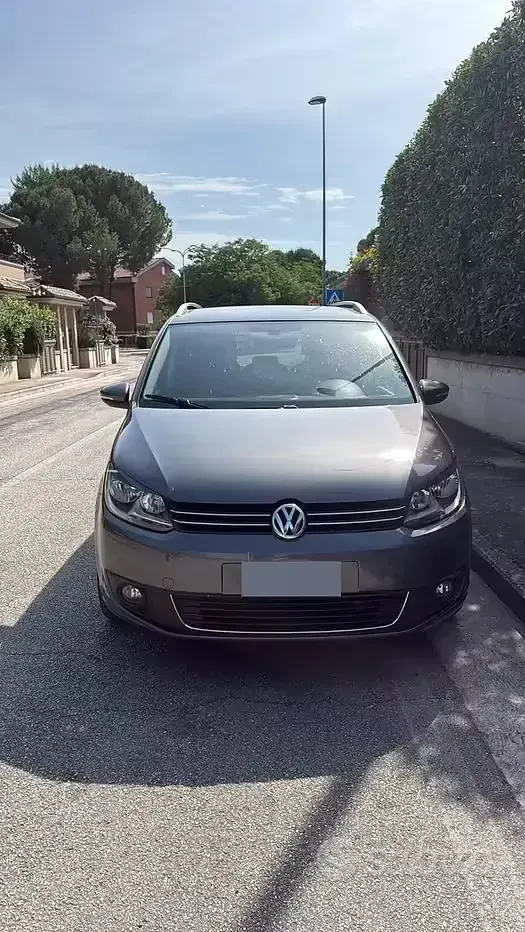 Usata VW Touran 122 CV (89 kW) 2026 Grigio Monovolume