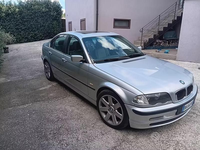 Usata BMW 330 184 CV (135 kW) 2000 Grigio Berlina