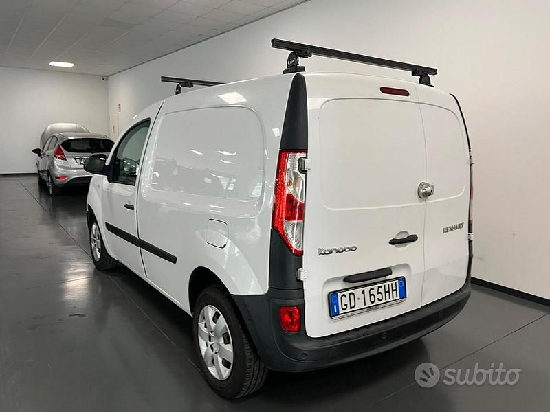 Usata Renault Kangoo 95 CV (69 kW) 2021 Bianco Monovolume