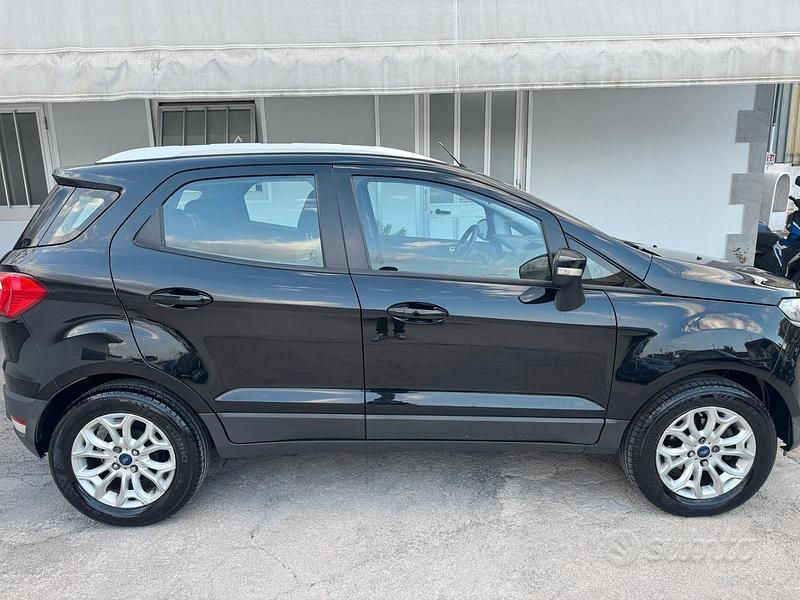 Usata Ford Ecosport Titanium 95 CV (69 kW) 2017 Nero SUV