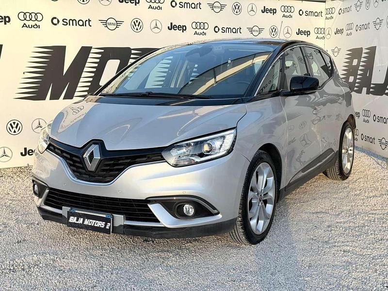 Usata Renault Scénic IV Intens 110 CV (80 kW) 2018 Argento Monovolume