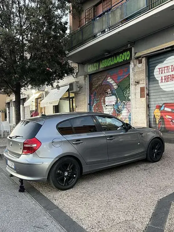 Usata BMW 118 143 CV (105 kW) 2011 Utilitaria